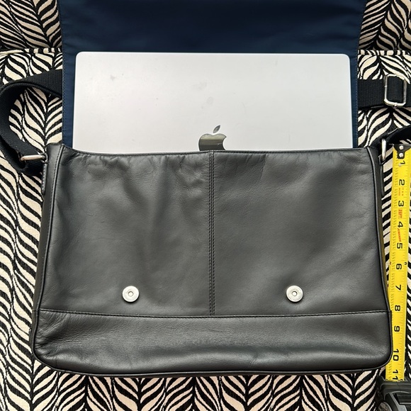 Leather Laptop Bag💼💻 - Picture 5 of 9